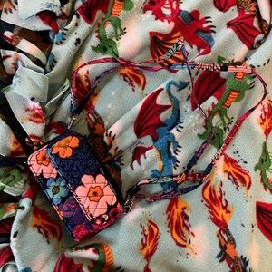 NWOT Vera Bradley crossbody phone/wallet